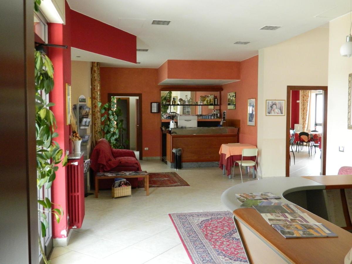 Hotel Caimo Bed-Breakfast Lagonegro Exterior photo