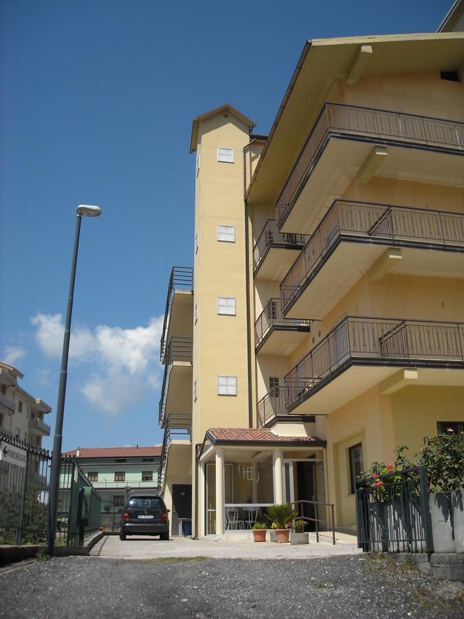 Hotel Caimo Bed-Breakfast Lagonegro Exterior photo